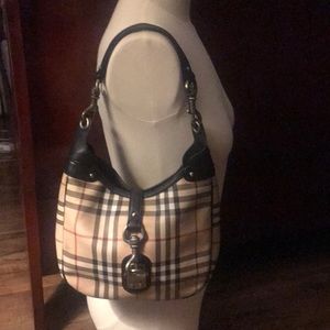 Burberry Vintage hobo “AUTHENTIC”